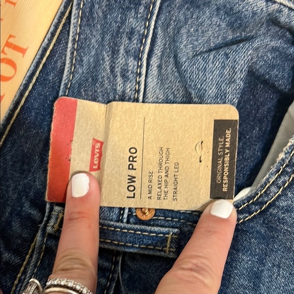 Levi's Blue Straight Jeans with Knee Distressing size 29 - Picture 2 of 9